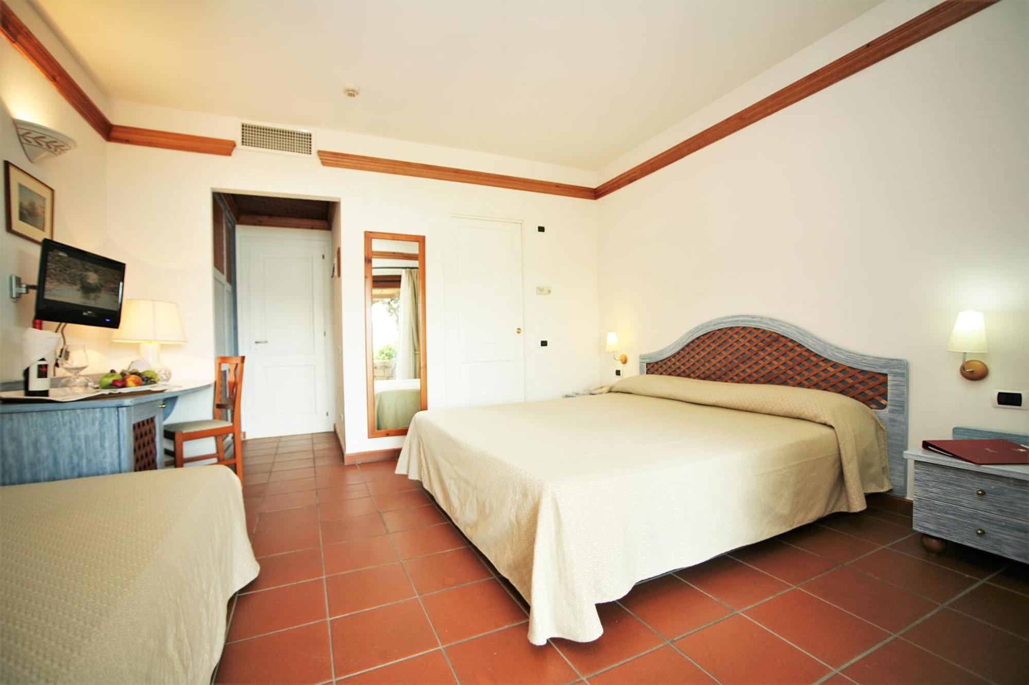 Hotel Palumbalza Porto Rotondo Esterno foto